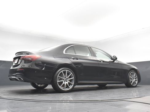 Used 2021 Mercedes-Benz E 450 4MATIC Sedan w/ Premium Package image 22