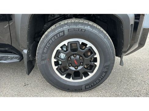 New 2026 Toyota 4Runner TRD Off-Road Premium AWD/4WD image 12