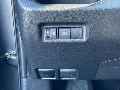 Used 2024 Toyota RAV4 XLE image 31