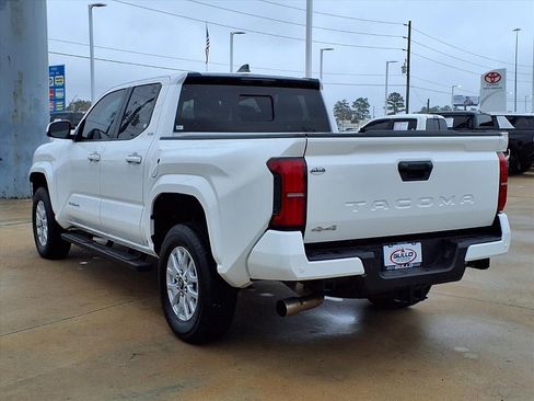 Certified 2025 Toyota Tacoma SR5 image 2