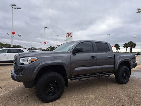 Used 2020 Toyota Tacoma SR5 image 9