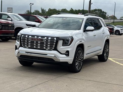 New 2026 GMC Terrain Denali image 13