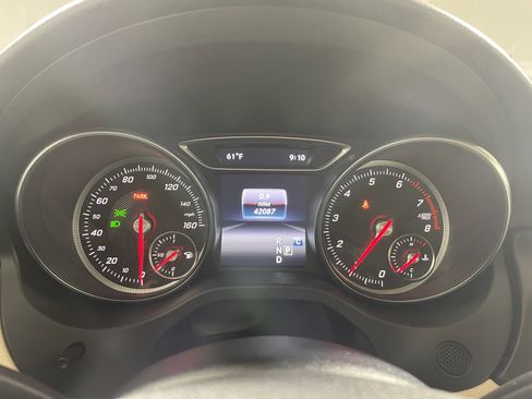 Used 2019 Mercedes-Benz GLA 250 image 16