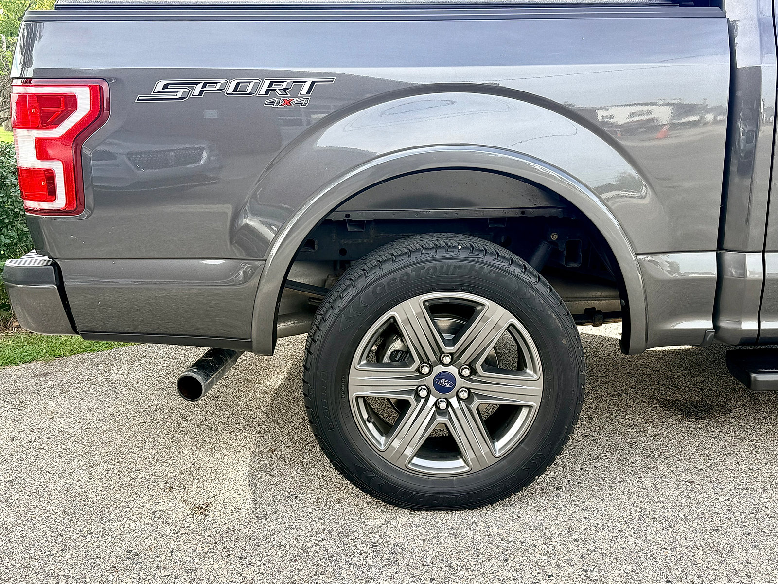 Used 2020 Ford F150 XLT w/ Equipment Group 302A Luxury AWD/4WD image 13
