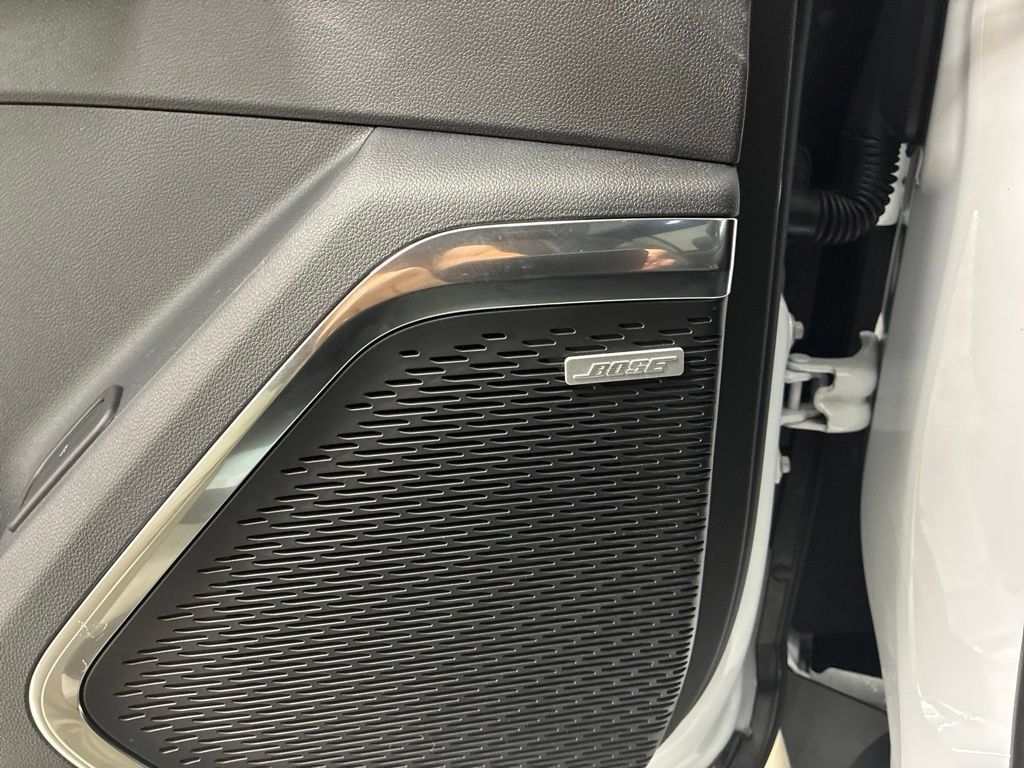 New 2027 GMC Acadia Elevation w/ Black Edition AWD/4WD image 29