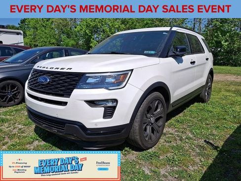 Used 2018 Ford Explorer Sport w/ Equipment Group 401A AWD/4WD image 3