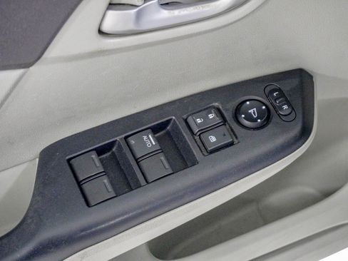 Used 2012 Honda Civic LX image 17