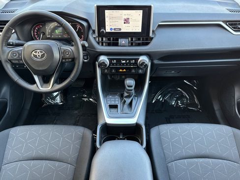 Used 2025 Toyota RAV4 XLE w/ Convenience Package AWD/4WD image 14