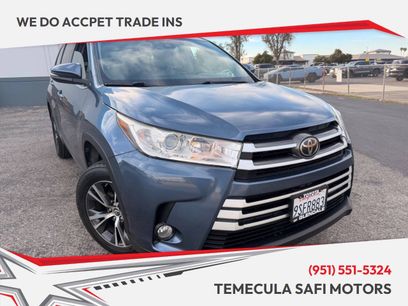 Used 2017 Toyota Highlander Plus w/ Carpet Mat Package