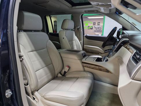 Used 2017 GMC Yukon XL Denali w/ Open Road Package AWD/4WD image 31