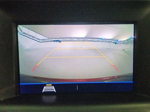 Used 2021 GMC Terrain SLE w/ Driver Convenience Package image 28