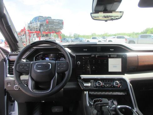 New 2026 GMC Sierra 1500 Denali Ultimate AWD/4WD image 18