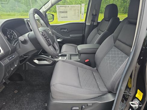 New 2026 Nissan Frontier SV w/ All-Weather Content Package AWD/4WD image 4