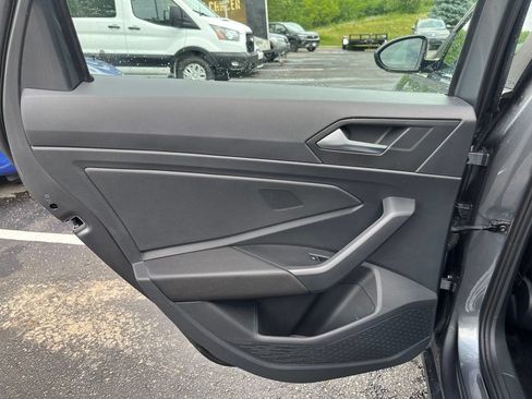 Used 2024 Volkswagen Jetta SE w/ Panoramic Sunroof Package FWD image 24