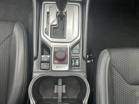 Used 2022 Subaru Forester Premium image 21