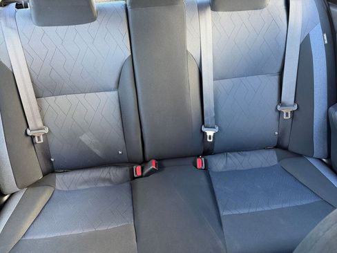 Used 2025 Nissan Versa SV FWD image 36