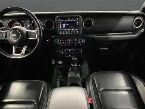 Used 2020 Jeep Wrangler Unlimited Sahara AWD/4WD image 11