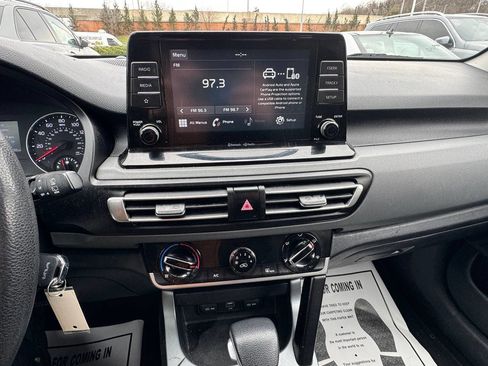 Used 2021 Kia Seltos LX image 13