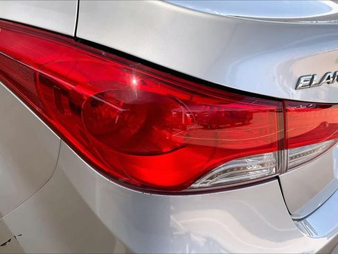 Used 2013 Hyundai Elantra GLS FWD image 27