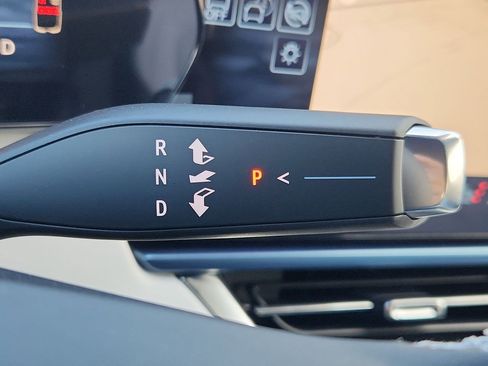 New 2026 Chevrolet Equinox EV LT image 22