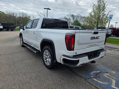 Used 2021 GMC Sierra 1500 Denali w/ Driver Alert Package II AWD/4WD image 2