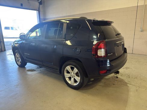 Used 2017 Jeep Compass Sport w/ Power Value Group AWD/4WD image 5