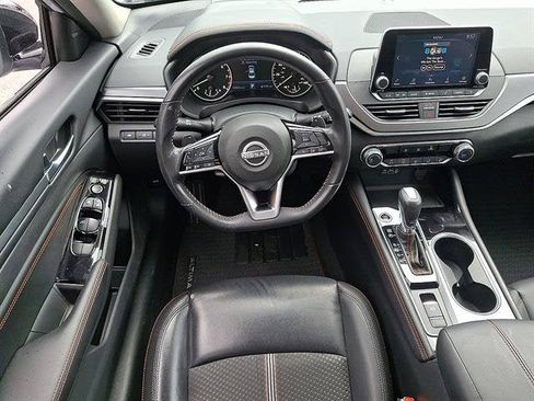 Certified 2023 Nissan Altima 2.5 SR AWD/4WD image 13