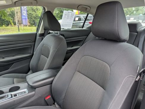 Used 2025 Nissan Altima 2.5 SV AWD/4WD image 15