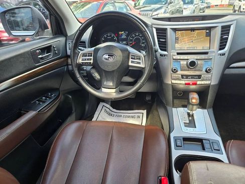 Used 2013 Subaru Outback 3.6R Limited image 2