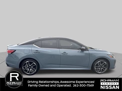 Used 2024 Nissan Sentra SR FWD image 4