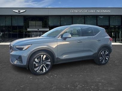 Used 2023 Volvo XC40 B5 Ultimate w/ Protection Package Premier