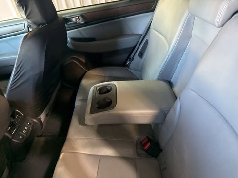 Used 2019 Subaru Outback 2.5i Limited image 18