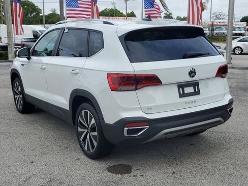 Used 2024 Volkswagen Taos SE FWD image 5
