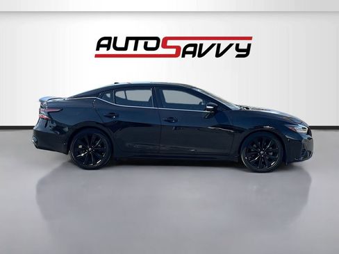 Used 2023 Nissan Maxima SR w/ Sport Mat Group FWD image 8