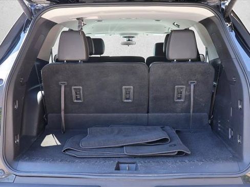 Used 2021 Chevrolet Traverse LT AWD/4WD image 24