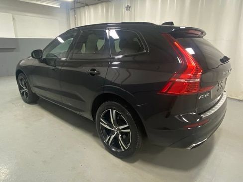 Used 2020 Volvo XC60 T5 R-Design w/ Protection Package Premier AWD/4WD image 2
