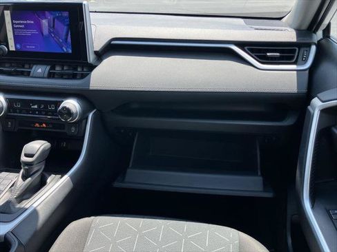 Certified 2025 Toyota RAV4 XLE AWD/4WD image 15