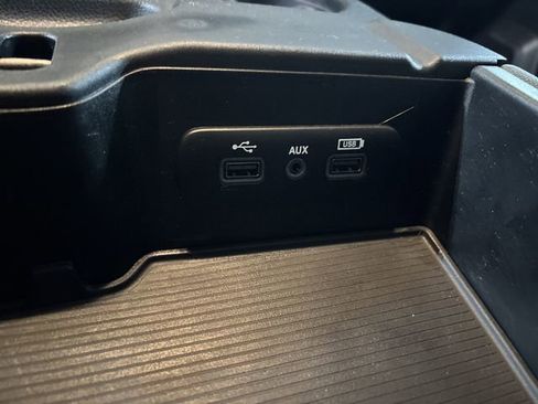 Used 2018 RAM 1500 Express w/ Express Value Package image 22