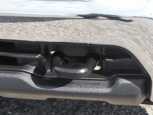 Used 2025 Chevrolet Silverado 2500 LT AWD/4WD image 47