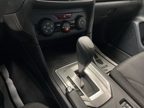 Used 2019 Subaru Impreza 2.0i Premium image 15