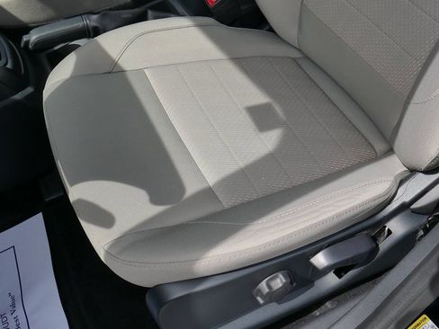 Used 2022 Ford EcoSport S image 26