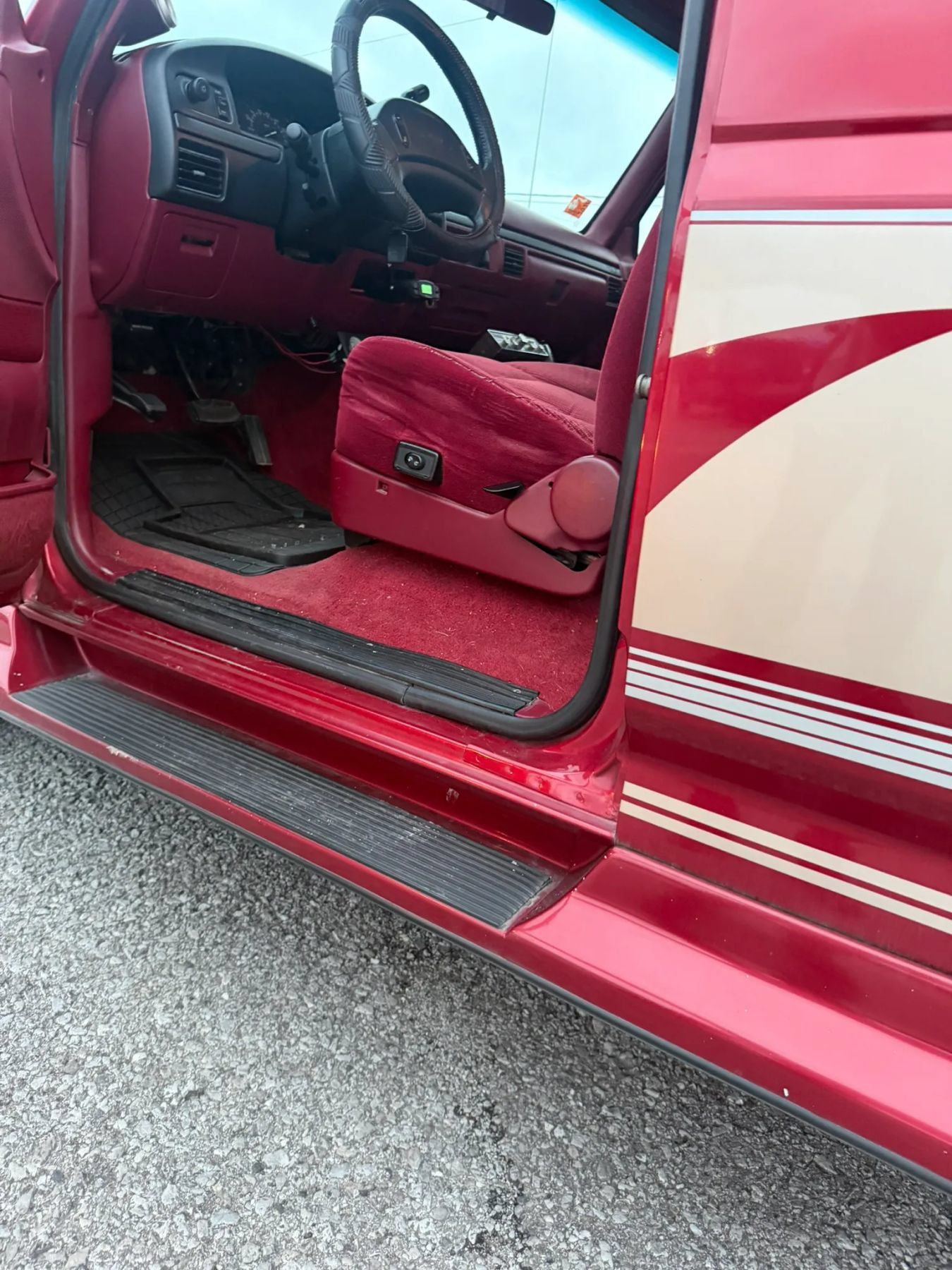 Used 1997 Ford F350 2WD SuperCab DRW image 20