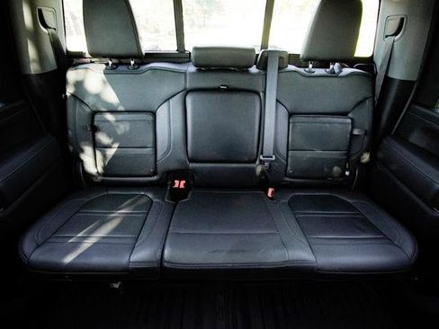 Used 2020 GMC Sierra 2500 Denali w/ Denali Ultimate Package image 25