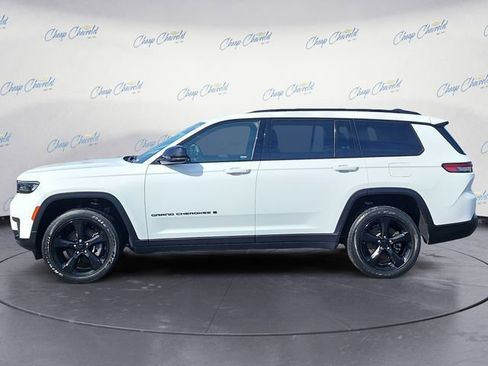 Used 2023 Jeep Grand Cherokee L Laredo image 2
