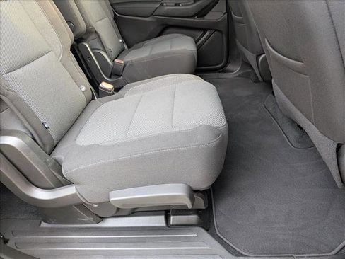 Certified 2023 Chevrolet Traverse LT w/ Rear Camera Mirror Package image 20