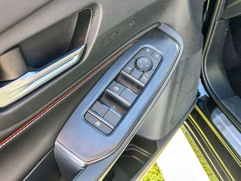 New 2026 Nissan Sentra SR w/ Floor Mat Package FWD image 28