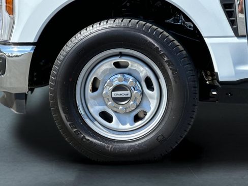 New 2025 Ford F350 XL w/ XL Chrome Package image 29