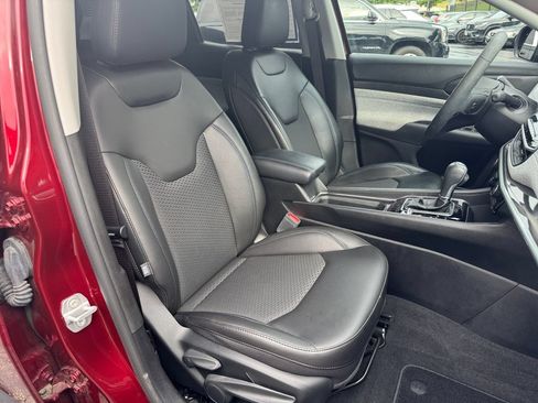 Used 2022 Jeep Compass Latitude AWD/4WD image 18