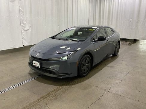 Certified 2024 Toyota Prius LE image 8