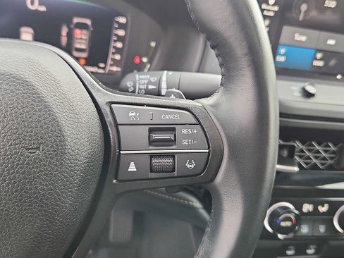 Used 2024 Honda Accord EX-L image 21